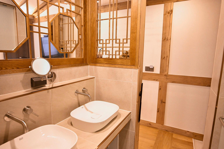 Bathroom 4