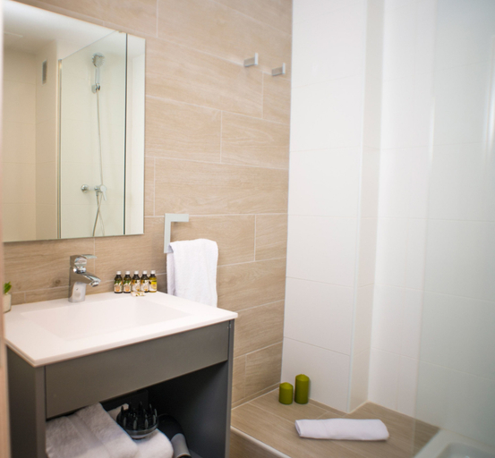 Bathroom 4, Ona Suites Salou, Tarragona