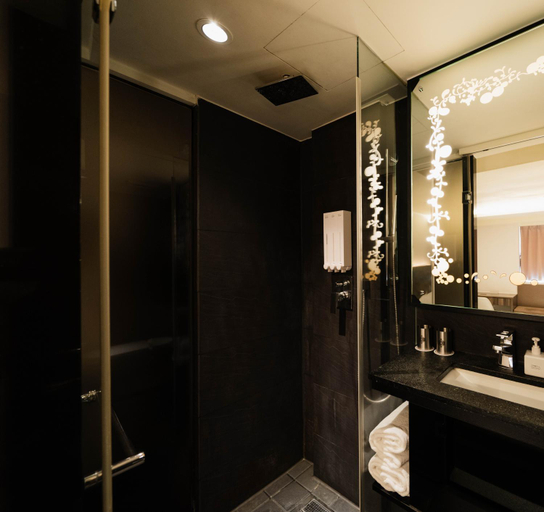 Bathroom 6