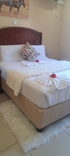 Others 4, Comfort Palace, Chobe