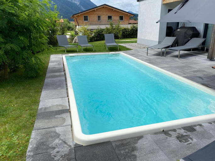 Sport & Beauty 2, Chalet Alpenzauber mit beheiztem Pool, Inzell, Traunstein