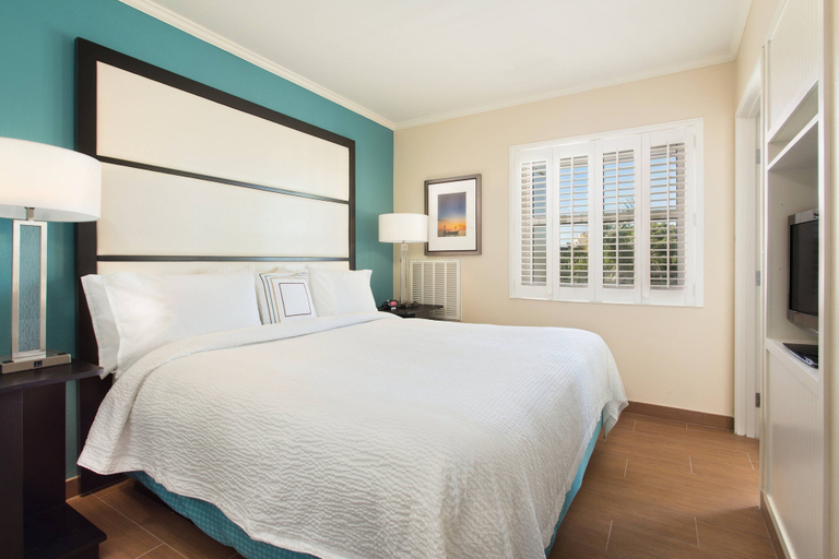 Bedroom, Fairfield Inn and Suites by Marriott Key West, Monroe