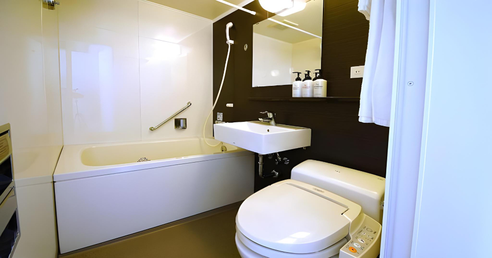 Bathroom 4