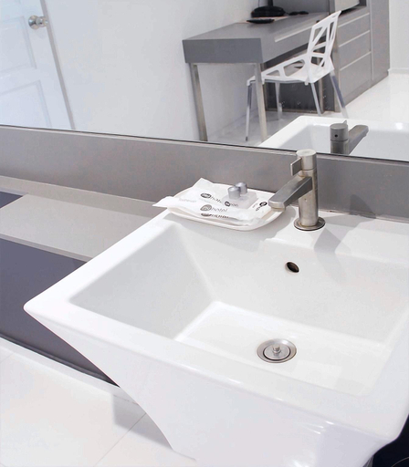 Bathroom 10