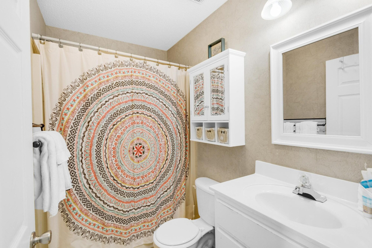Bathroom 3, Rollin Tide Villas- Rollin Tide B9, Walton