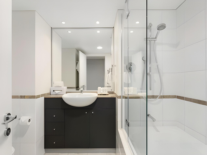 Bathroom 19