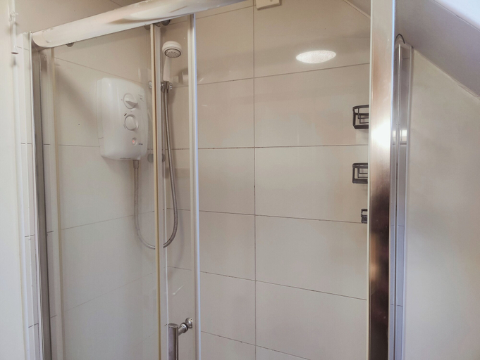 Bathroom 3, bossington bunkhouse, Somerset