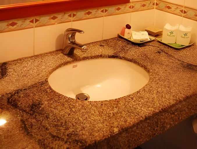 Bathroom 8
