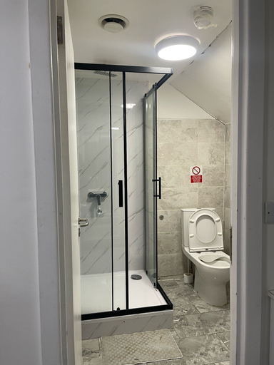 Others 5, Rahman Hostel - Manchester, Manchester