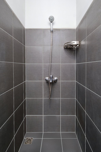 Bathroom 5