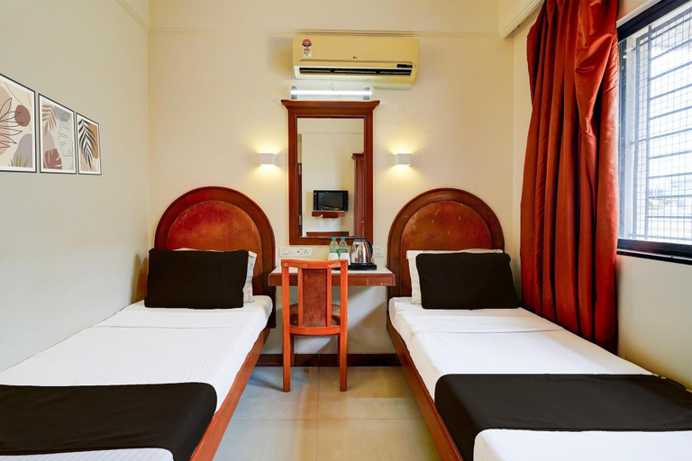 Room 5, Super Hotel O Thimmaiah Rd Rajajinagar, Bangalore