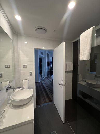 Bathroom 9