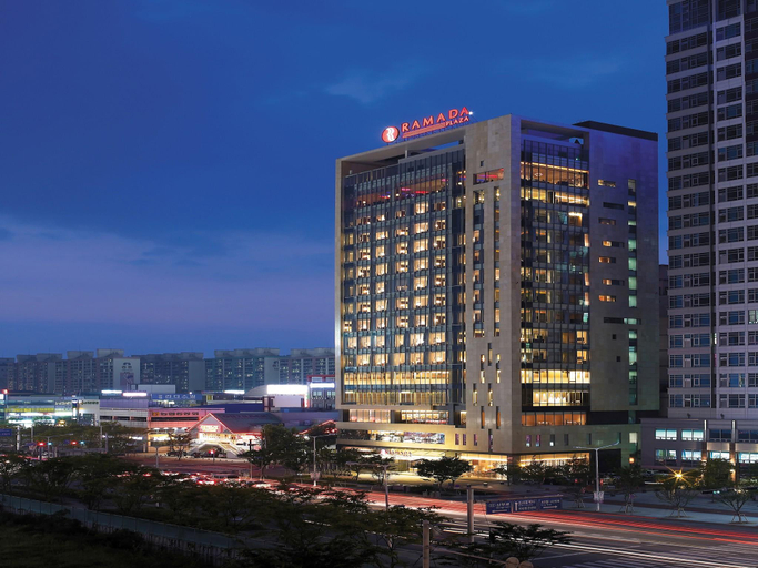 Exterior & Views 1, Ramada Plaza Gwangju, Gwangsan