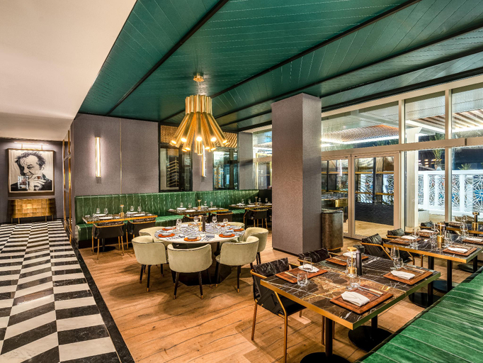 Food & Drinks 5, Rixos Gulf Hotel Doha, Doha