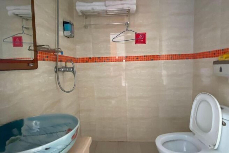 Bathroom, Zhexin Business Hotel, Shanghai