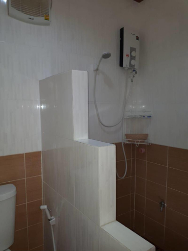 Bathroom 3, Dome Resort, Sena