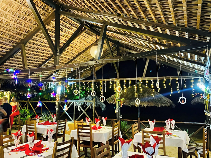 Food & Drinks 5, Tropical Paradise Nosy Be, Diana