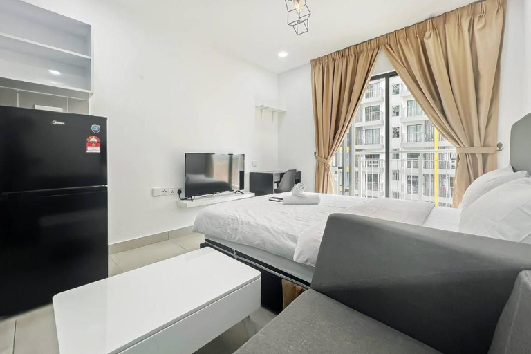 Bedroom 4, DK Impian Luxury Condominiums, Subang Airport - Smarthome, Shah Alam