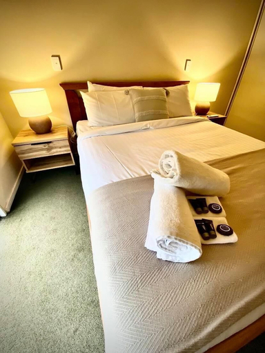 Bedroom 3, Pedder Wilderness Lodge, Derwent Valley