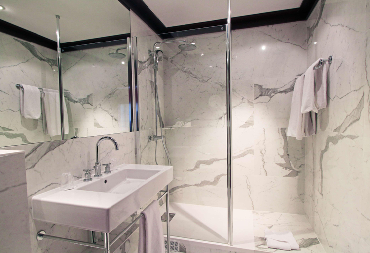 Bathroom 4, Grand Hotel de l'Opera, BW Premier Collection, Haute-Garonne