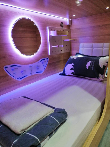Bedroom 2, CapsulePod@Aljunied, Singapore