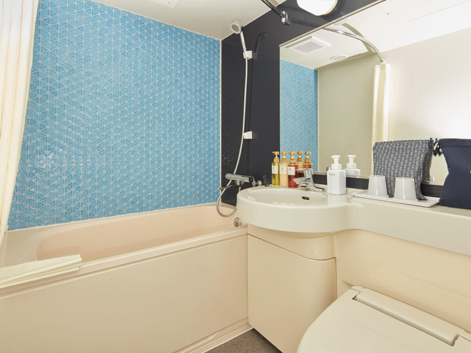 Bathroom 8