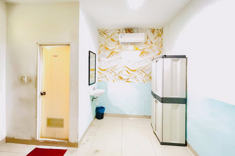 Others 4, RedDoorz @ STM Suite Medan Amplas, Medan
