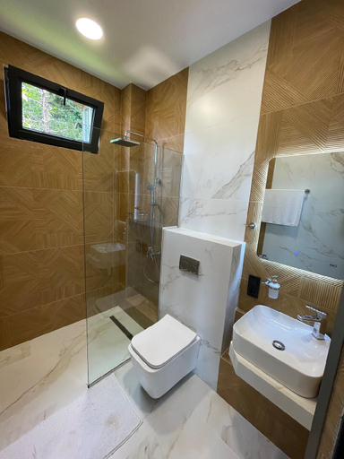 Bathroom 3, Green Escape, Kobuleti