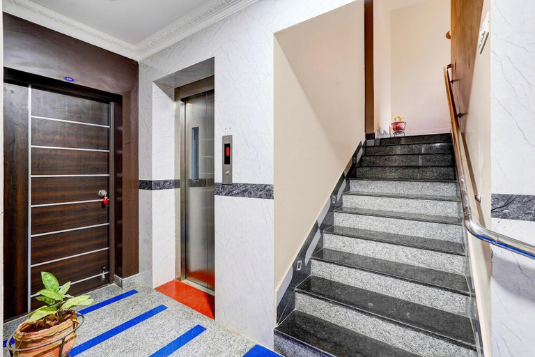 Interior 4, Super Hotel O Perungalathur, Kancheepuram