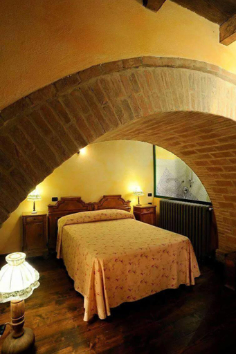 Others 2, Agriturismo La Fenice, Bologna