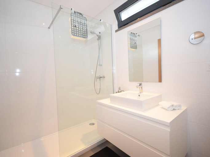 Bathroom, Family Villa with Terrace and Pool, Caldas da Rainha