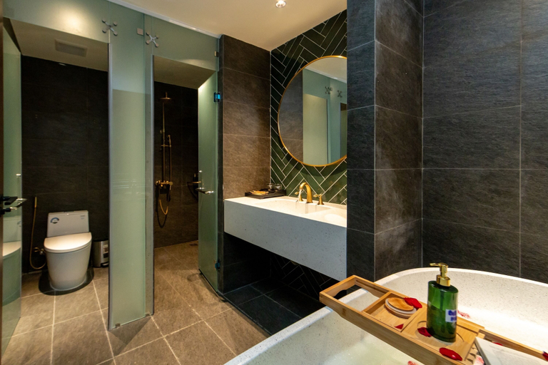 Bathroom 3, TTR Central Apart Hotel, Đà Lạt