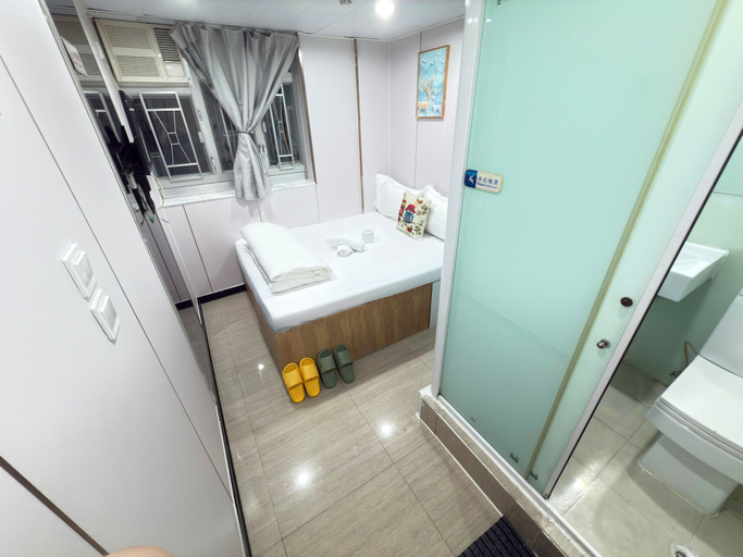 Others 5, Fortune Inn, Kowloon