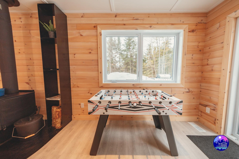 Room 5, Chalet Troism -spa- Petfriendly, Matawinie