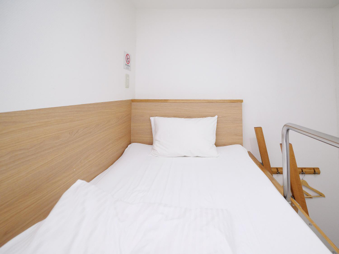 Bedroom 18