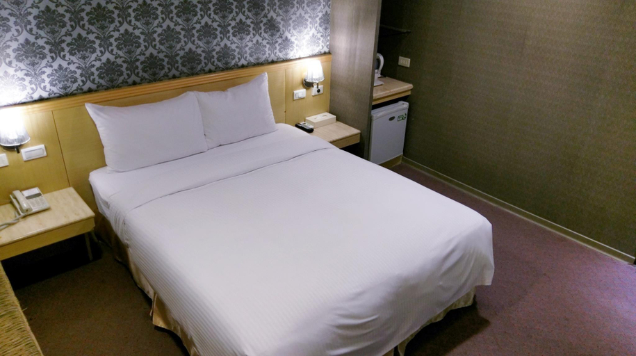 Bedroom 13