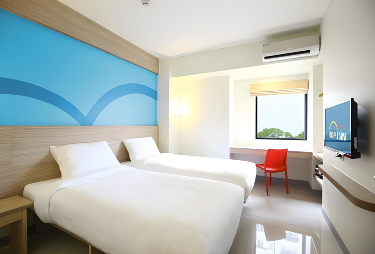 Bedroom 13