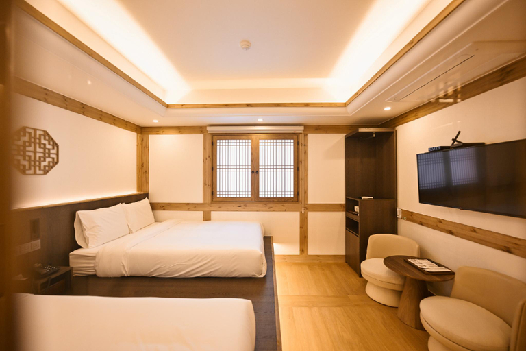 Bedroom 14