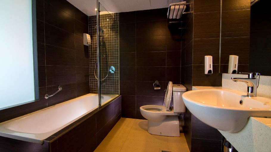 Bathroom 5