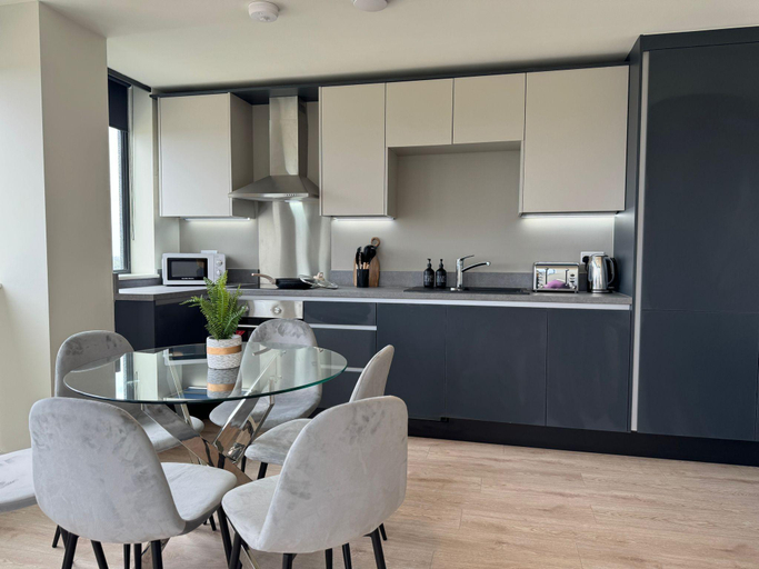 Others 4, The Kaizen, Sandwell