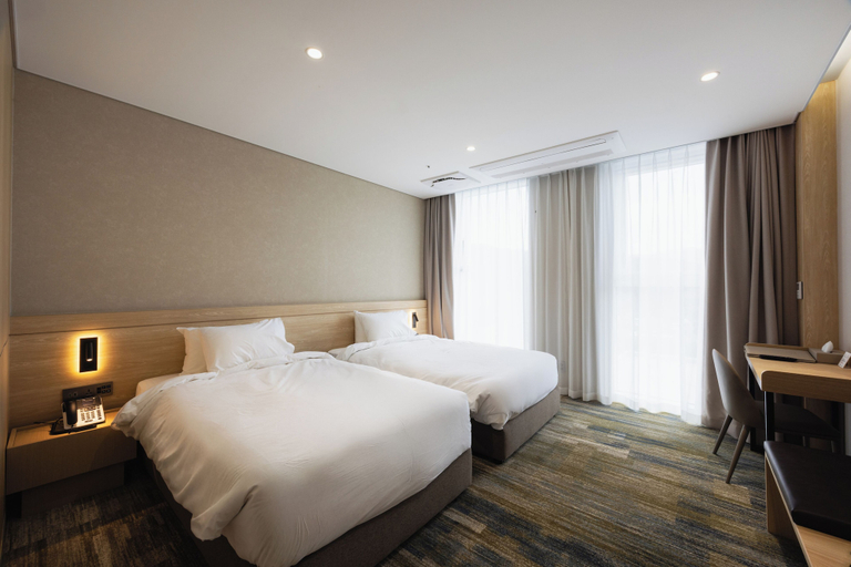 Bedroom 4, WELLPARK HOTEL, Gochang