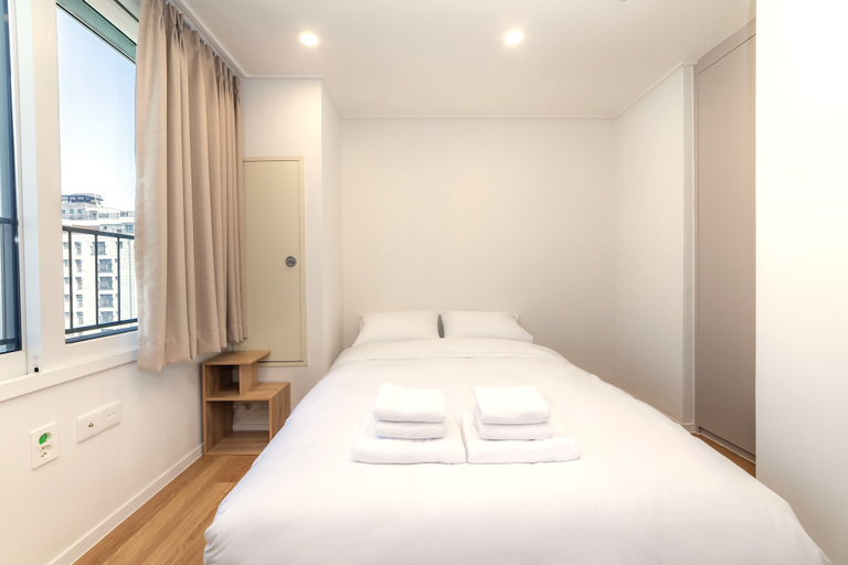Bedroom 16