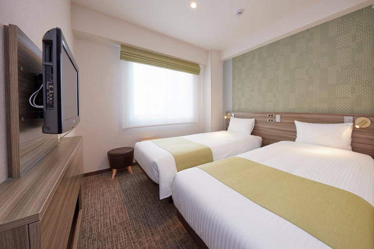 Bedroom 8