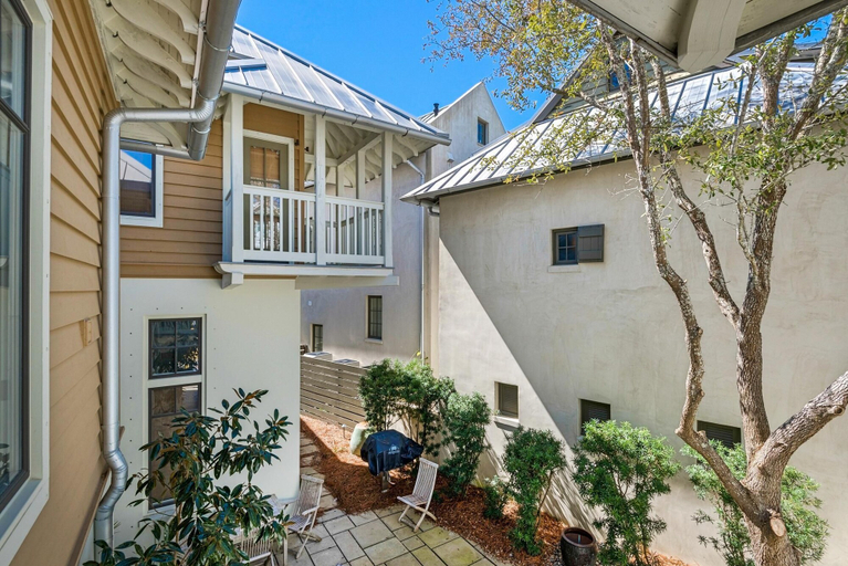 Exterior & Views 2, Sunsets at Rosemary Carriage House, Walton