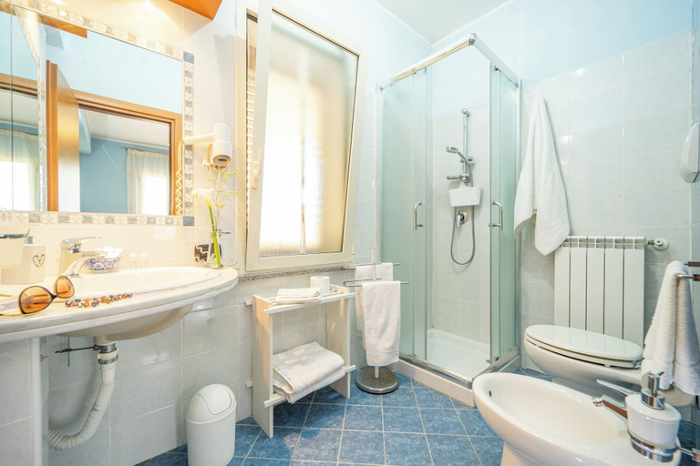 Others 2, SWEET HOME B&B, Reggio Di Calabria