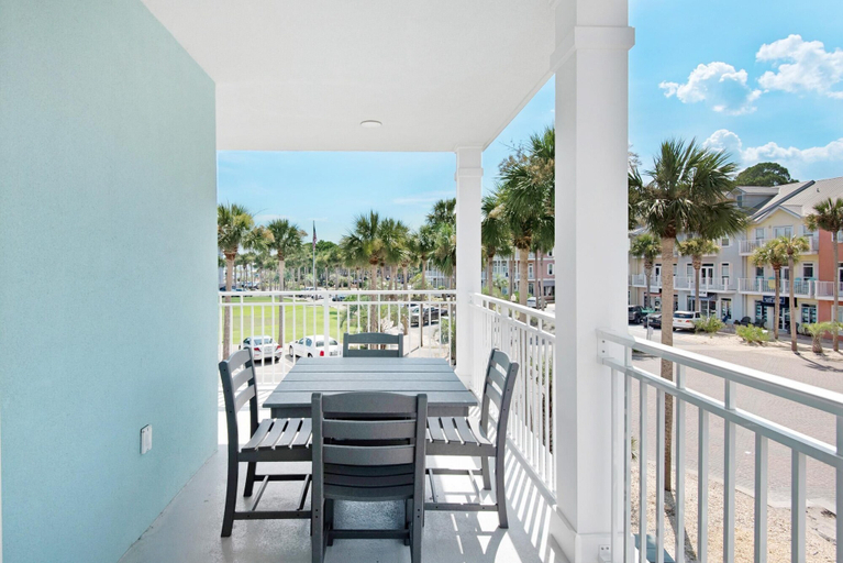 Others 4, Gulf Place Residences 109, Walton