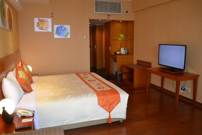 Bedroom 6