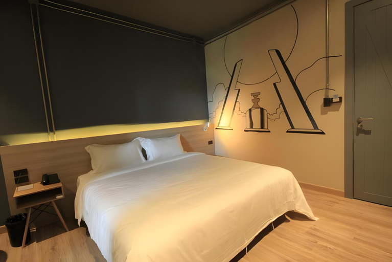 Bedroom 12