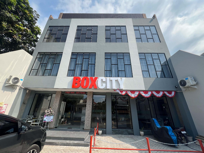 Exterior & Views 2, Box City Hotel Mojokerto, Mojokerto
