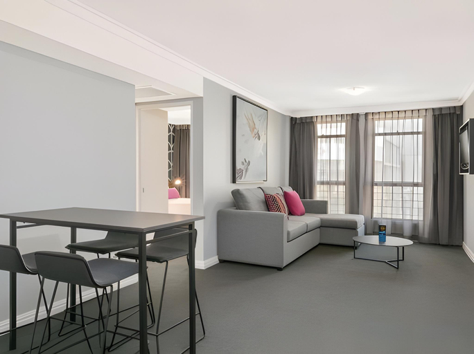 Dining Room 15